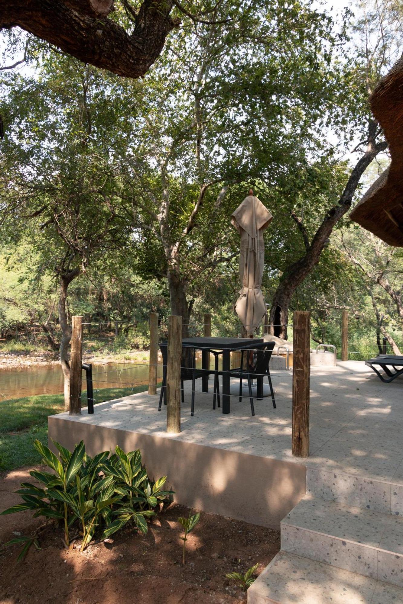 Mologa River Lodge Rust de Winter Esterno foto