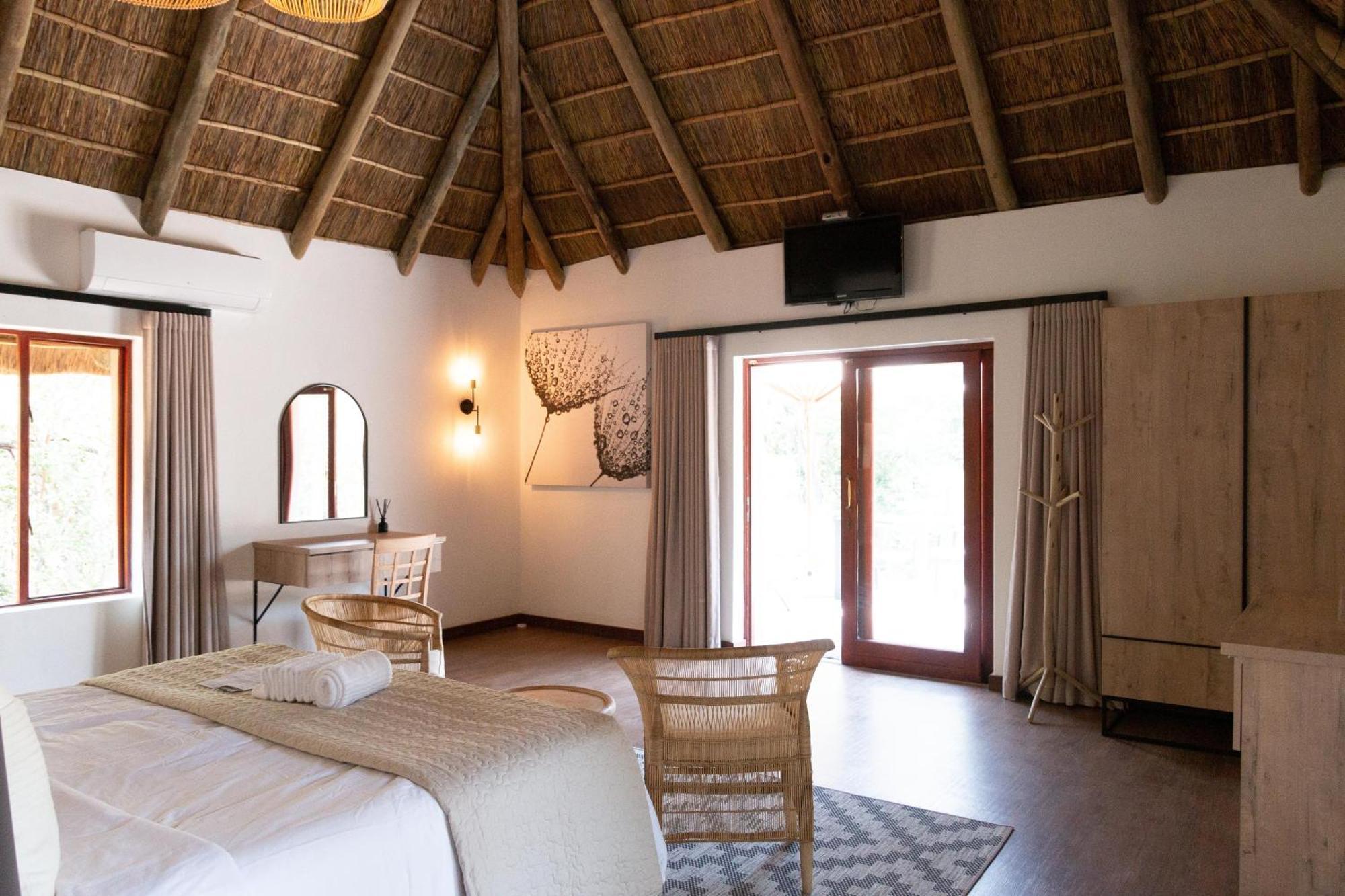 Mologa River Lodge Rust de Winter Esterno foto