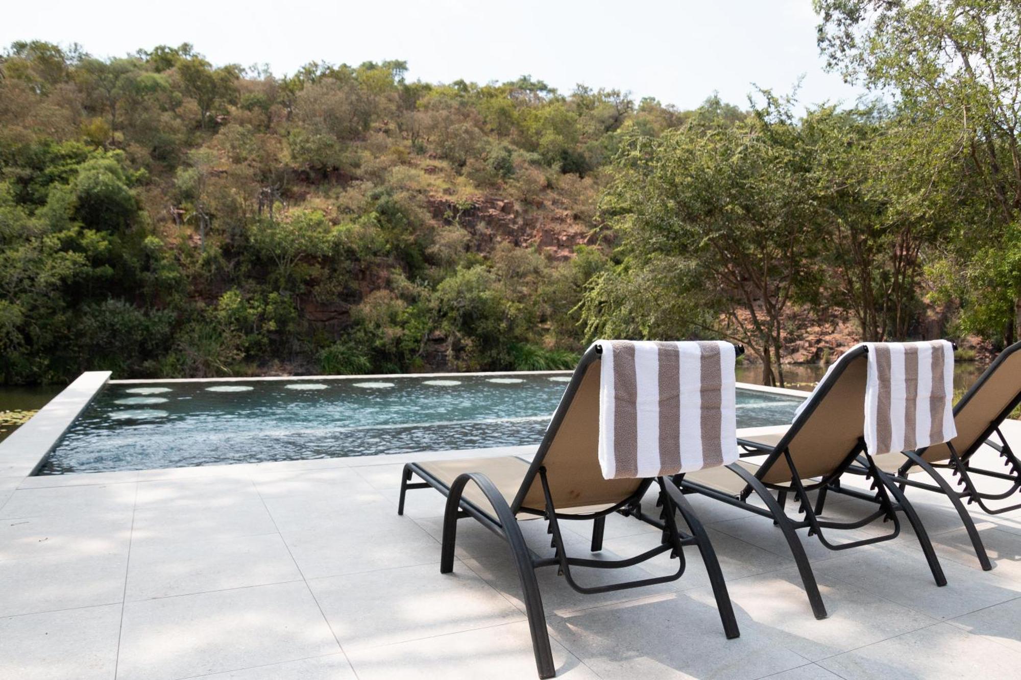 Mologa River Lodge Rust de Winter Esterno foto